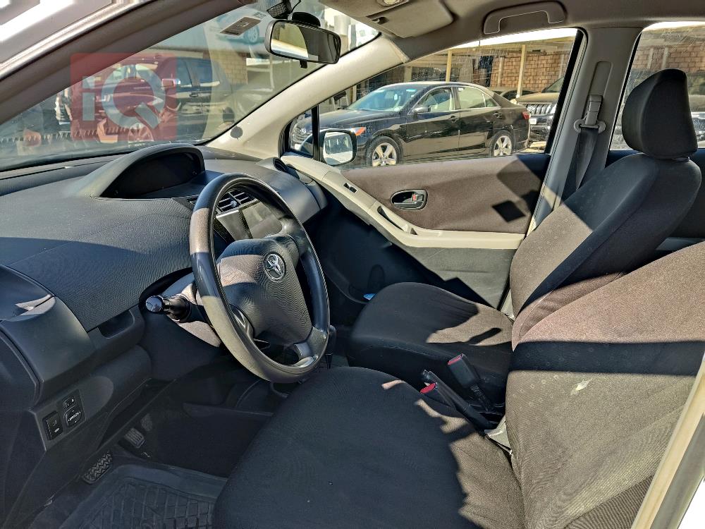 تۆیۆتا یارس